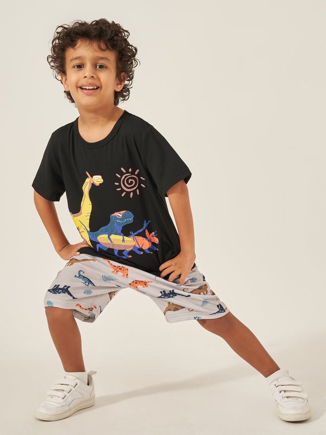 Styli Styli Printed T-Shirt and Shorts Set  - Image 1