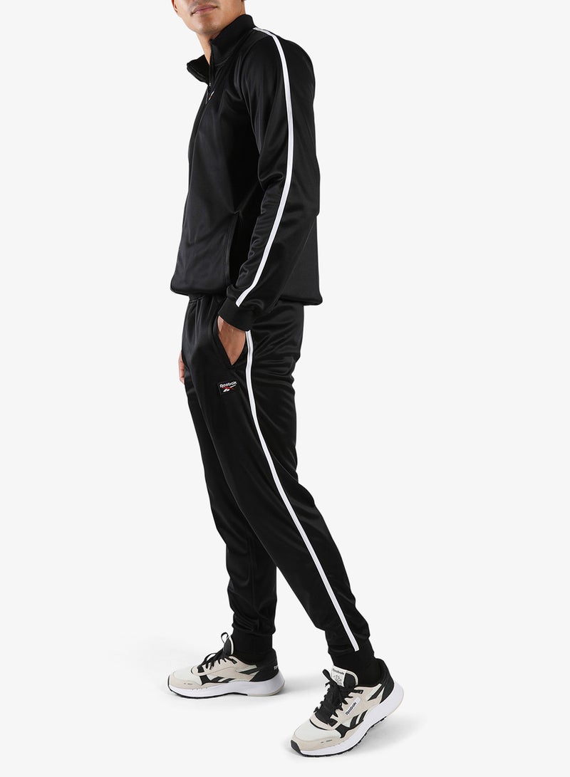 ريبوك بدلة رياضية مكونة من قطعتين بحواف بارزة - Image 5