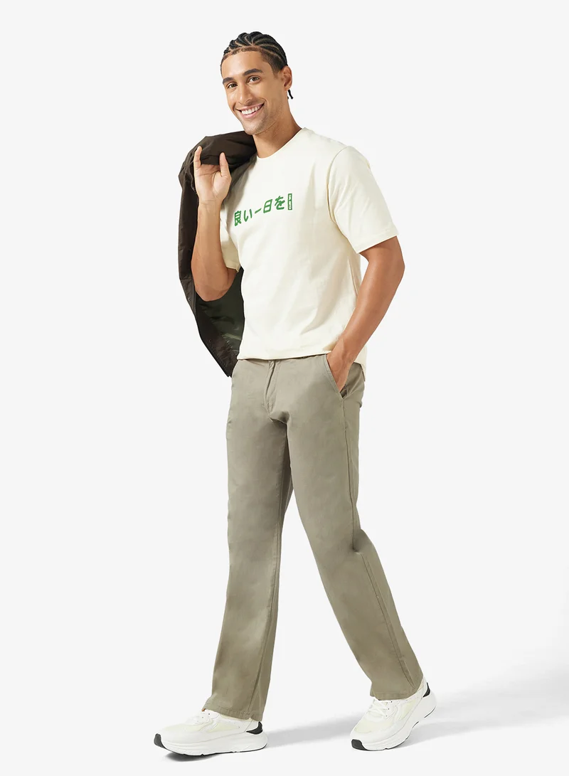 سفنتي فايف بنطلون تشينو بقصة مريحة