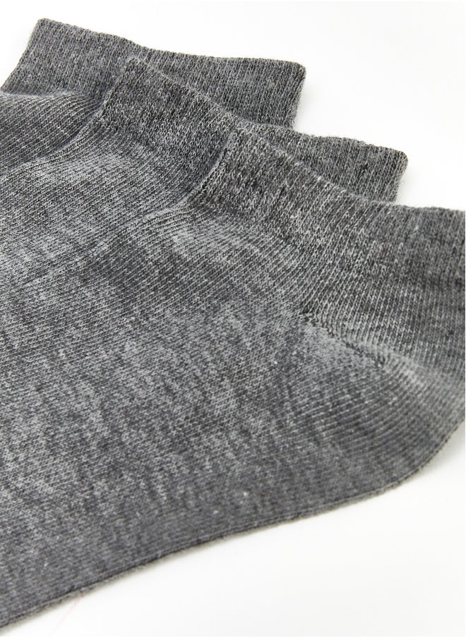 LC WAIKIKI Women's Plain Booties Socks 3-Pack  - Image 3