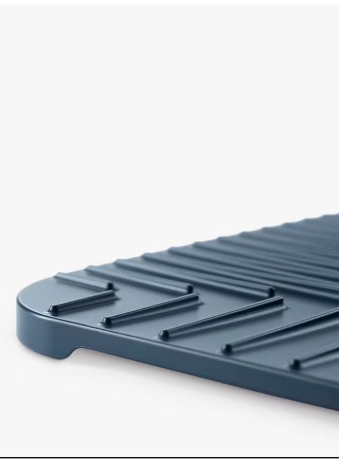 Premium Silicone Kitchen Sink Mat with Center Drain Hole - Scratch Protection, Non-Slip, Easy to Clean, Heat Resistant - Perfect for All Sink - Versatile - Image 5