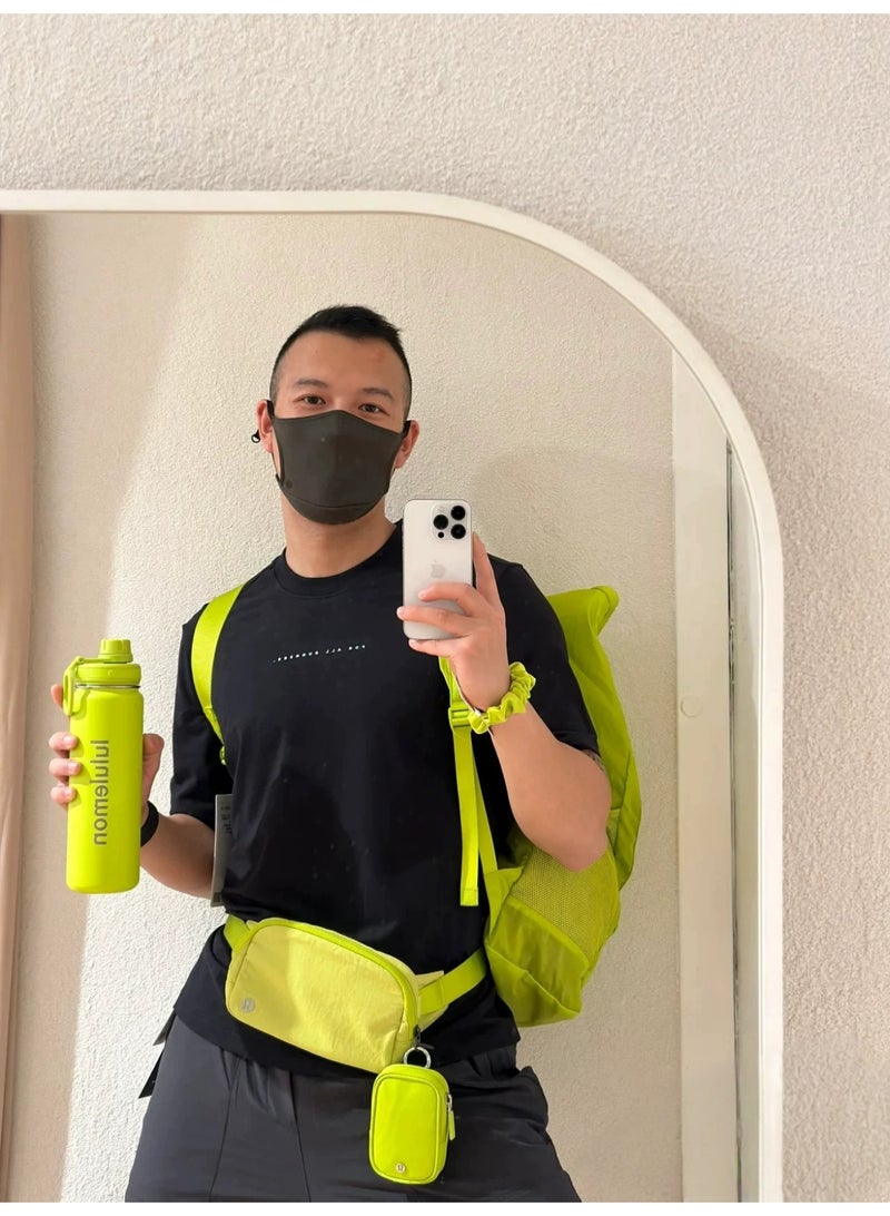 لولوليمون حقيبة الحزام اللوليمون في كل مكان 1 لتر (عسل الليمون) - Image 3