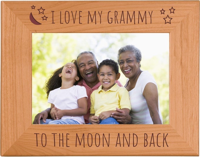 I LOVE MY GRAMMY TO THE MOON AND BACK ENGRAVED NATURAL ALDER WOOD HANGINGTABLETOP PICTURE MEMORY FAMILY MEMORIAL PHOTO REAL WOODEN FRAME