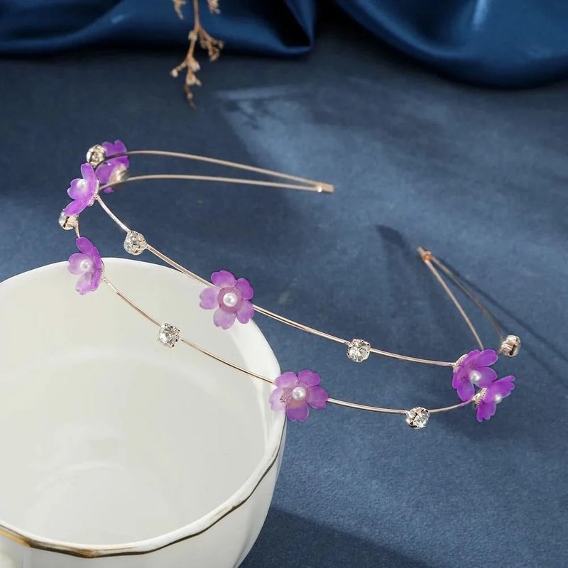 طوق رأس معدن ذهبي مرصع بالورود وفصوص الزيركون - بنفسجي داكن