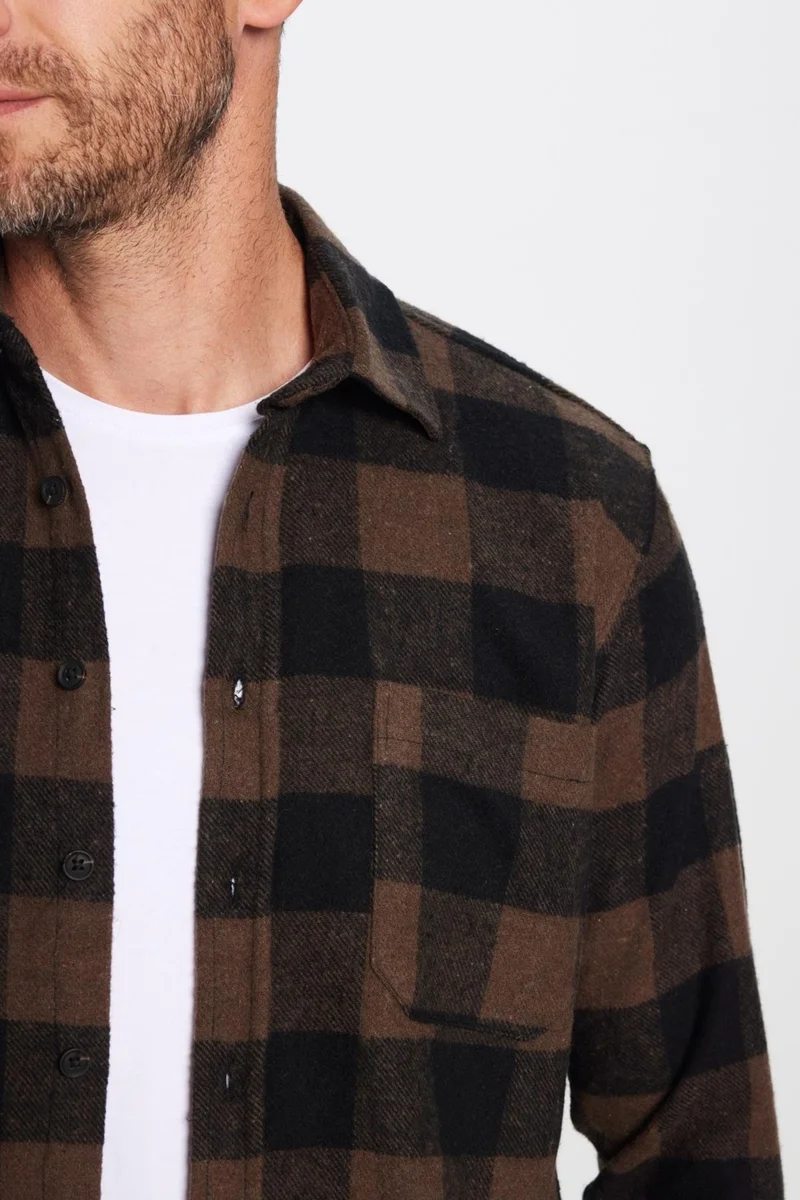 Tudors Men's Classic Fit Regular Cut Lumberjack Single Pocket Checkered Winter Shirt