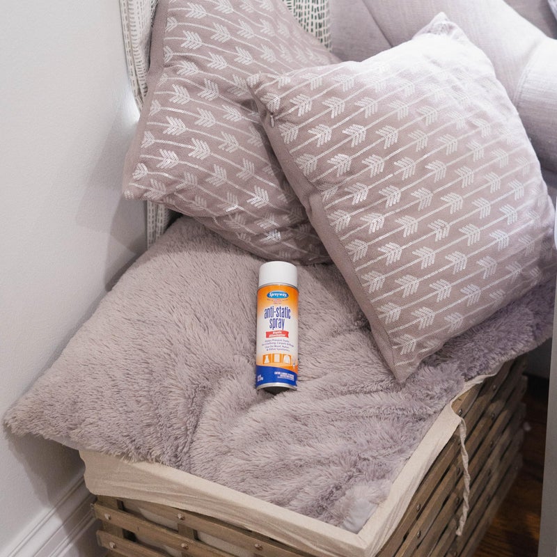 Sprayway Residue-Free Anti-Static Spray, Reduce Static Cling, Eliminate Static Shock, 6 Oz - Image 2