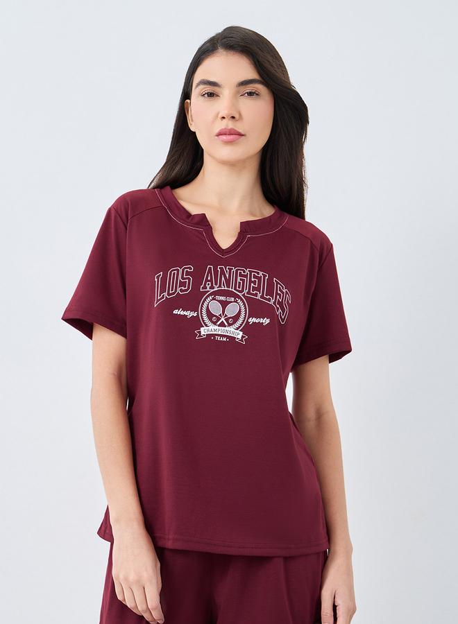 ستايلي طقم تي شيرت وشورت بياقة على شكل حرف  من ستايلي لوس أنجلوس - Image 2