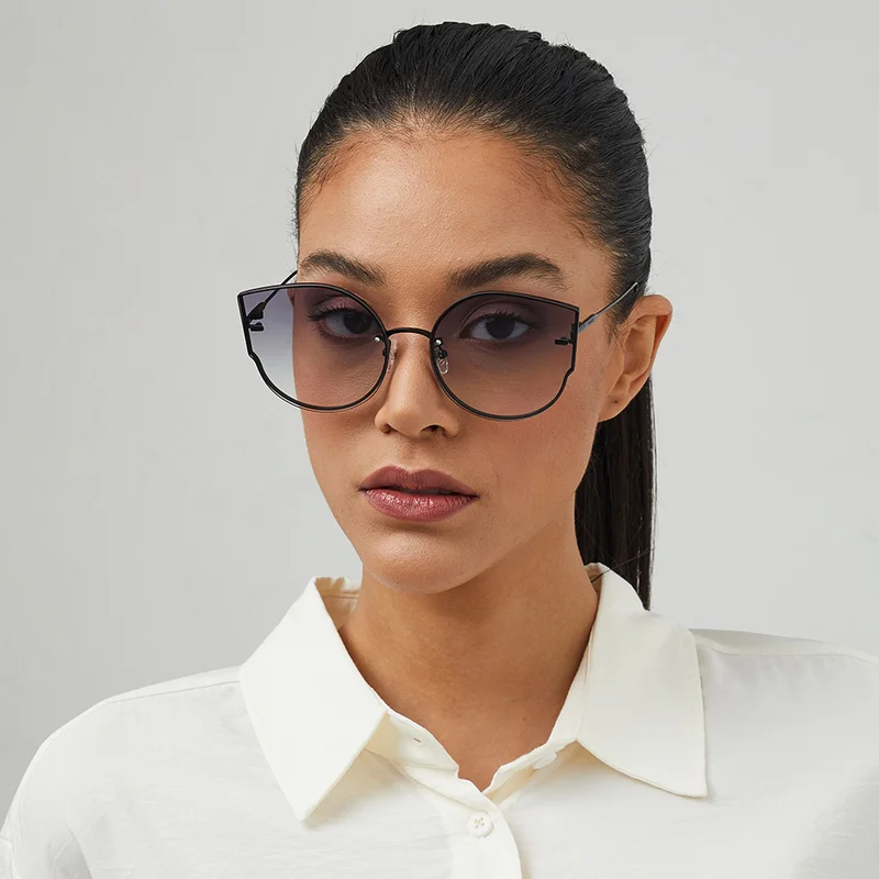 30 سندايز Women's نظارات شمسية عين القطة بإطار كامل للنساء