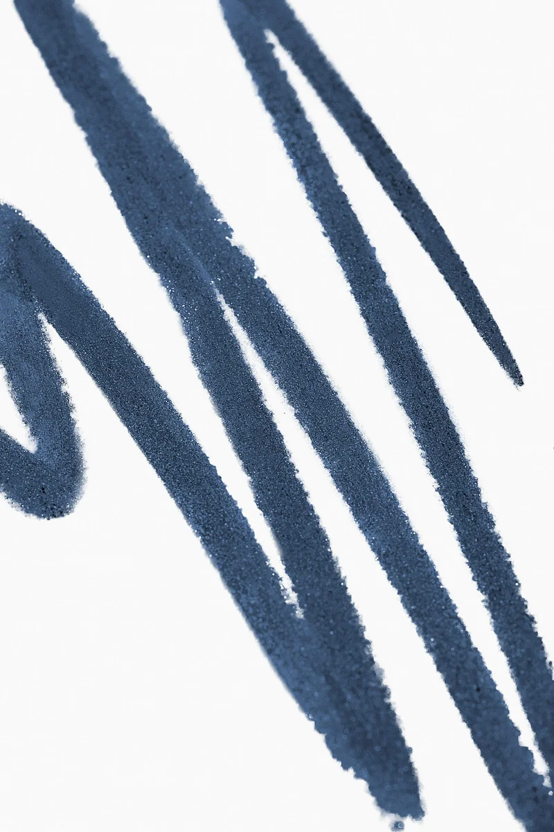 اتش اند ام قلم ظلال العيون ميك ات إيزي