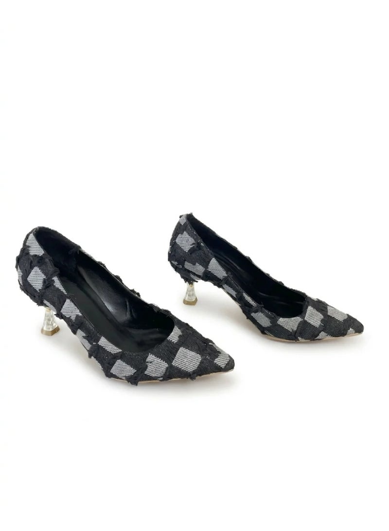 Vbranda Elegant Checkered Pattern Heels with Luxe Touch 5 cm C-101 - Image 3
