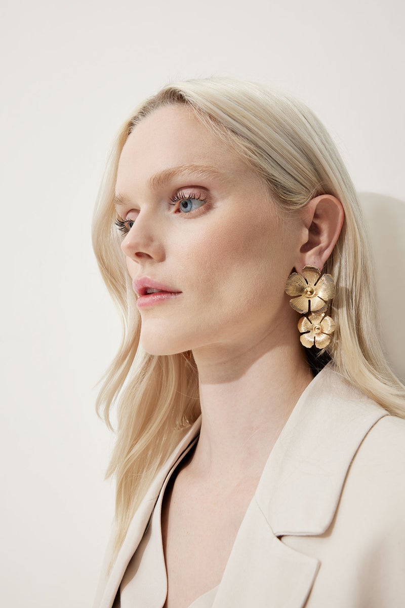DeFacto Woman Floral Gold Earrings  - Image 1