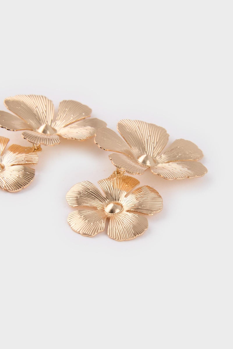 DeFacto Woman Floral Gold Earrings  - Image 2
