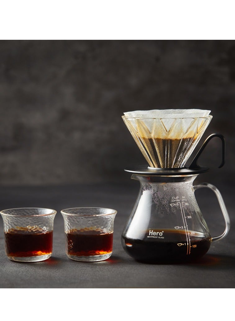 زيروهيرو مجموعة ZeroHero Z3 Pro المتقدمة لتحضير القهوة، مكونة من 10 قطع مع غلاية كهربائية للتحكم في درجة الحرارة، ميزان Hero للقهوة، قمع تقطير زجاجي Prisma، إبريق سيرفر أصلي بسعة 400 مل، مطحنة يدوية Z3 Pro، فلتر ورقي أصلي V01 - 50 قطعة، كوبين مطروقين بسعة 90 مل، وفرشاة خشب الزان. - Image 5