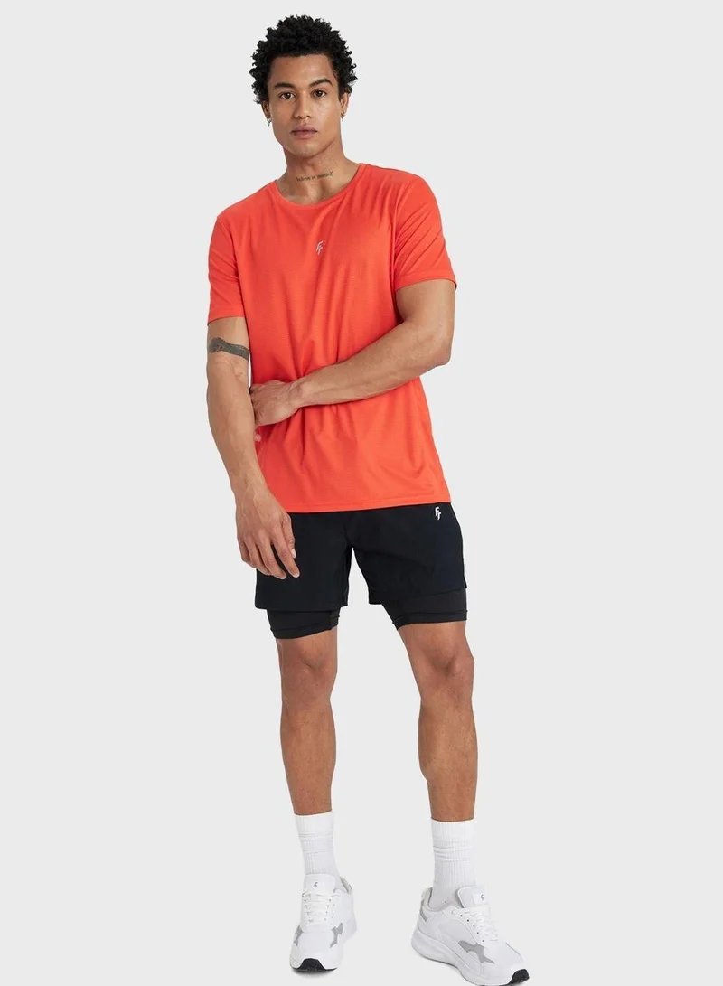 DeFacto  Defactofit Slim Fit Crew Neck Printed T-Shirt for Men | Best Price UAE