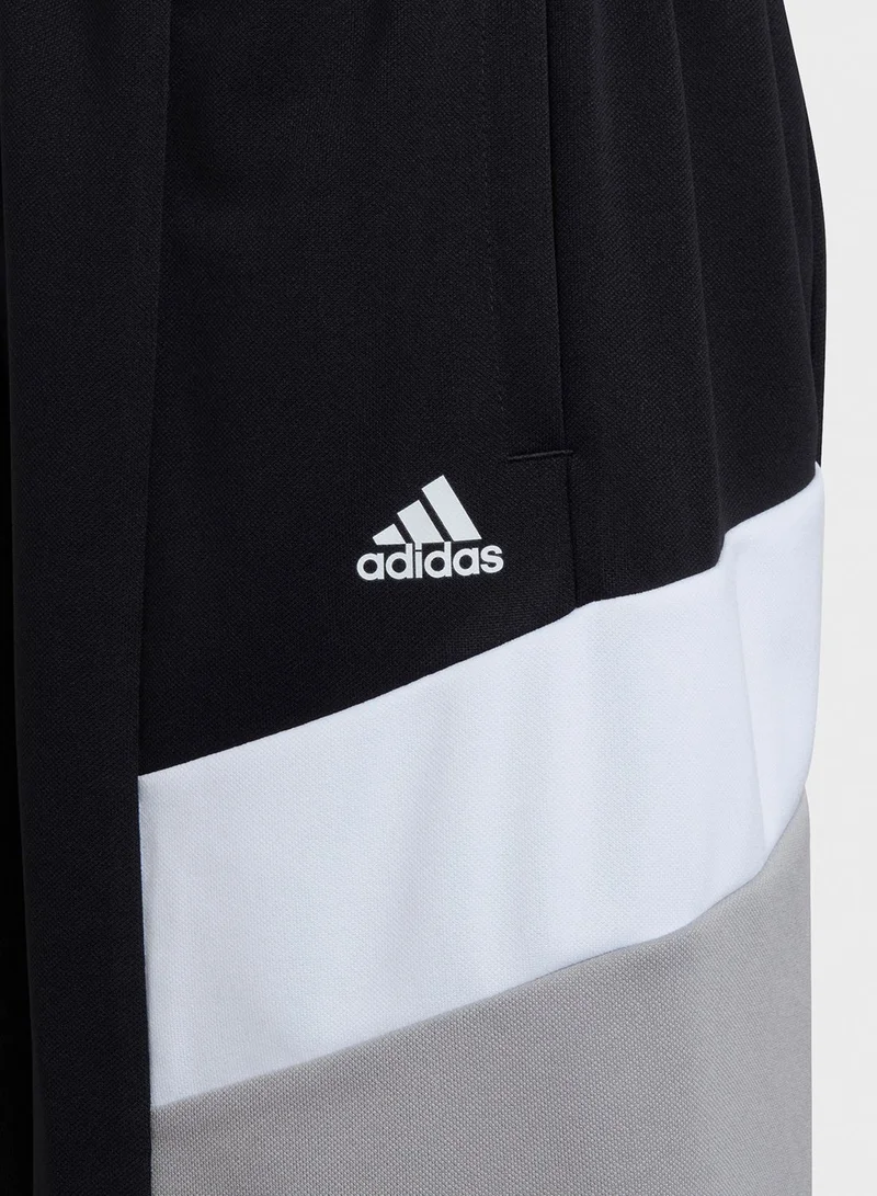 adidas شورت كاجوال