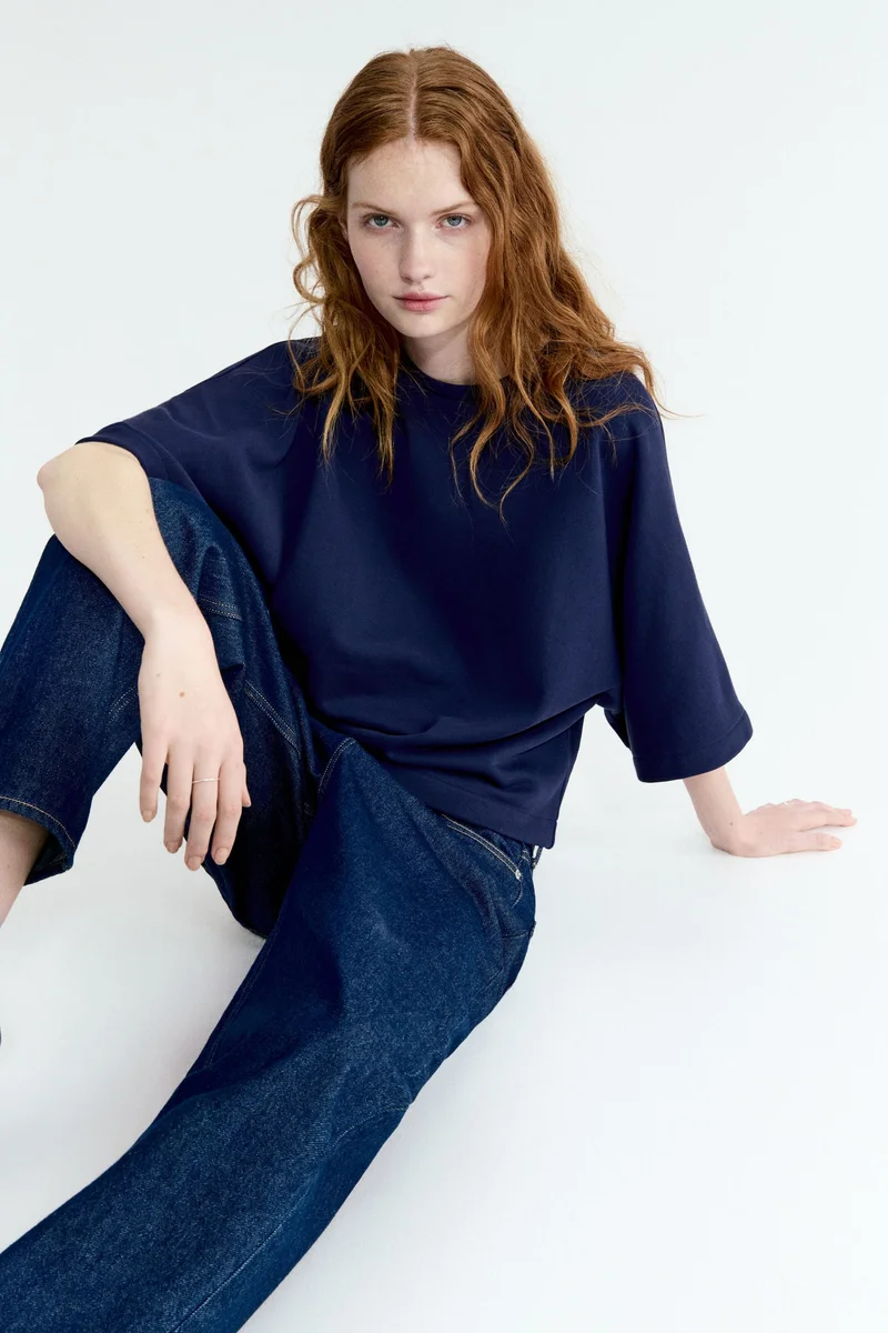 اتش اند ام تي-شيرت بقصّة فضفاضة