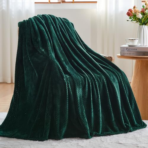 NEWCOSPLAY Super Soft Throw Blanket Forest Green Premium Silky Flannel Fleece Leaves Pattern Lightweight Bed Blanket All Season Use (Forest Green, Throw(50"x60")) - Image 3