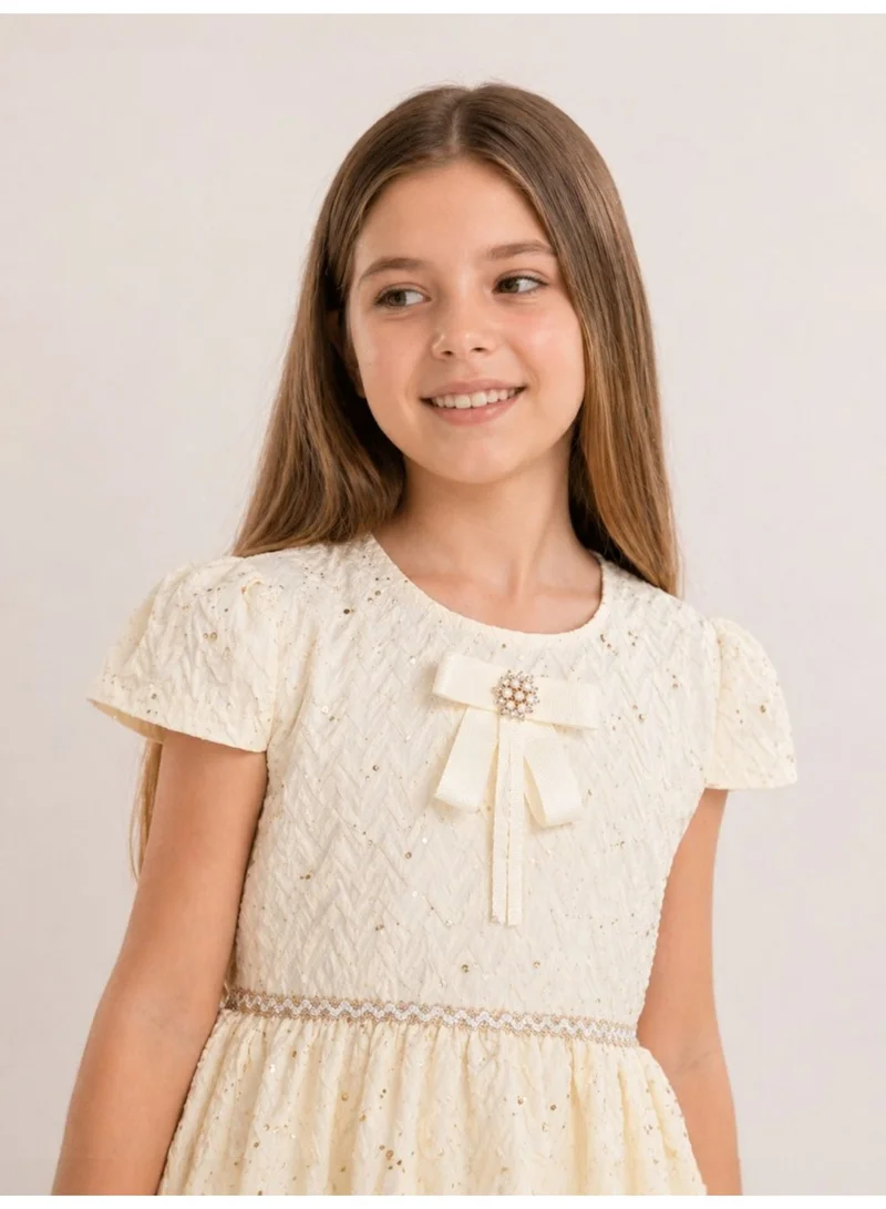 فكتور اند جين فستان جاكار بفيونكة ليمونية/ذهبية