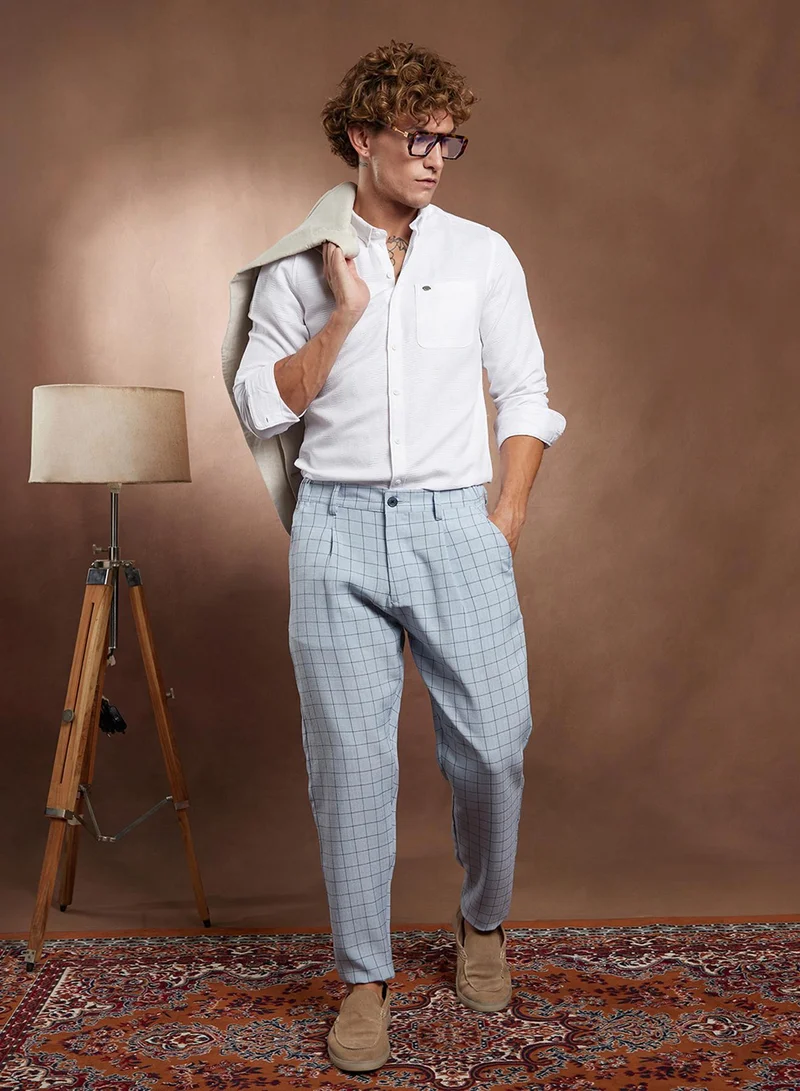 Campus Sutra Campus Sutra Men's Chalk White Open-Weave Regular Shirt For Casual Wear | Spread Collar | Long Cuffed Sleeves | Button Closure | Shirt Crafted With Comfort Fit For Everyday Wear
