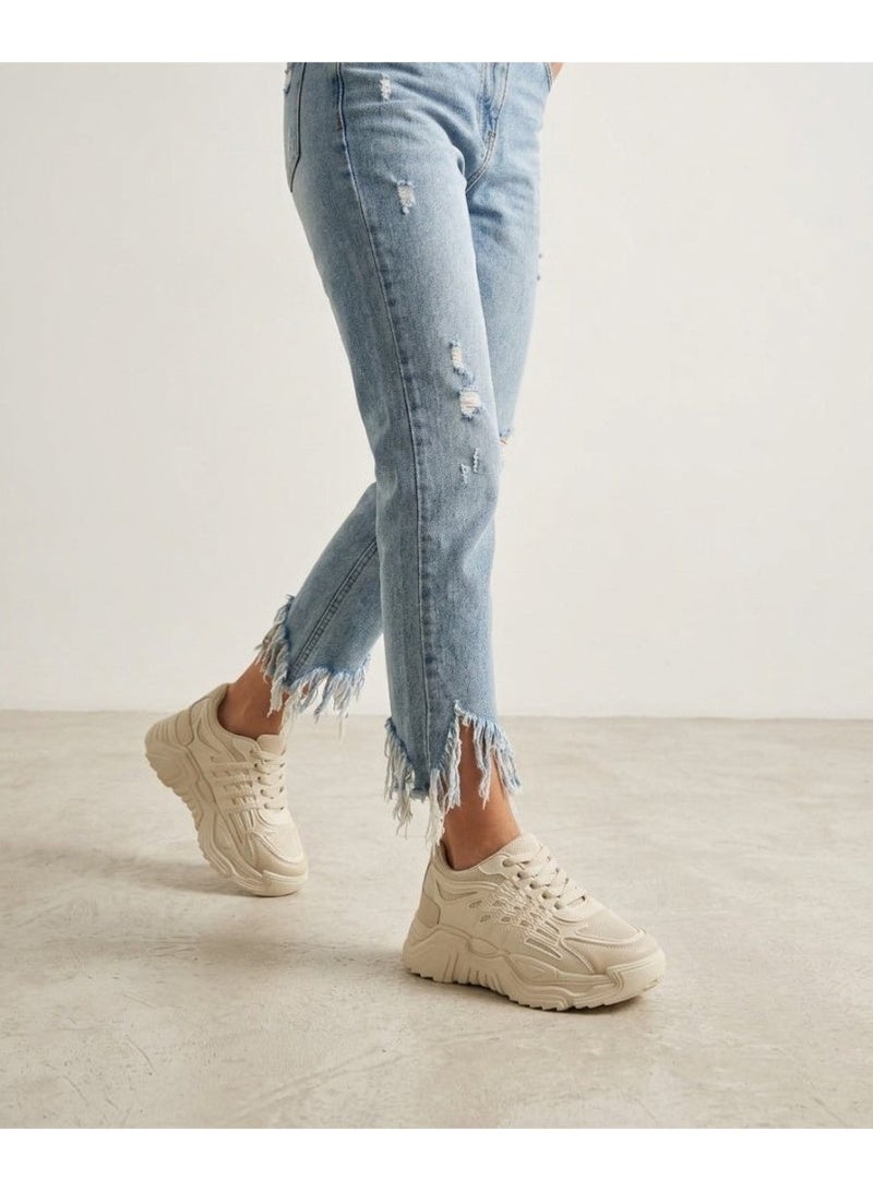 Vbranda modern and stylish sneaker L-31 - Image 2