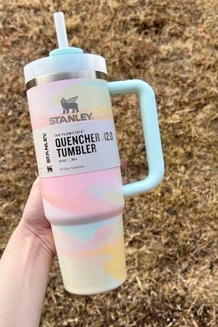 Stanley Stanley Quencher Stainless Steel Large Tumbler with Leak-Proof Lid and Built-In Straw, Double-Wall Insulation, Keeps Drinks Hot or Cold, Comfortable Handle, Ideal for Travel, Work, and Outdoors - Image 3