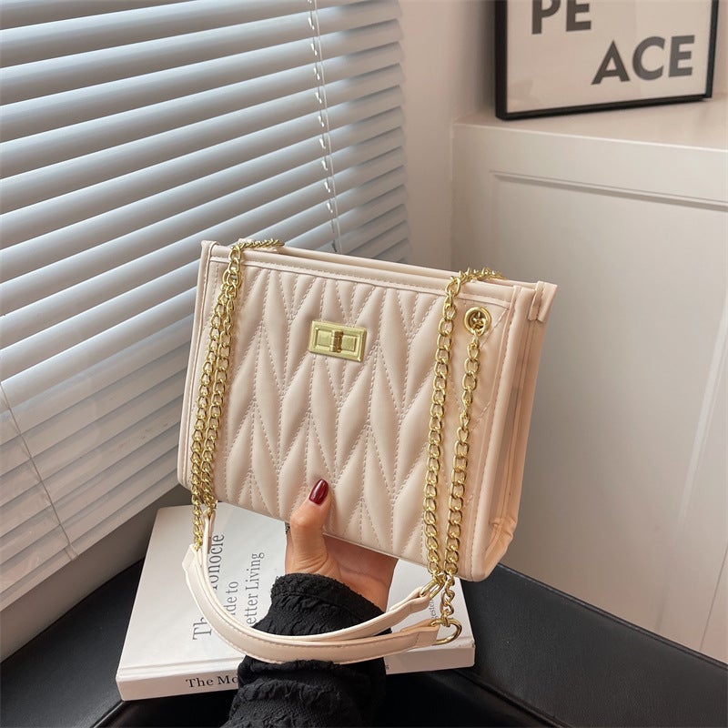 Rhombic Texted Small Bag Women'S 2024 Fashionable Chain Shoulder Crossbody Bag Distinctive Fashionable Small Square Bag - Image 5