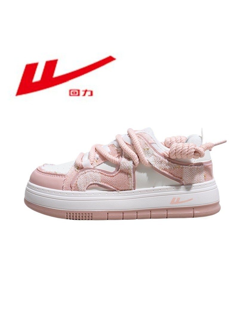 Warrior أحذية رياضية وعصرية متعددة الاستخدامات - Image 1