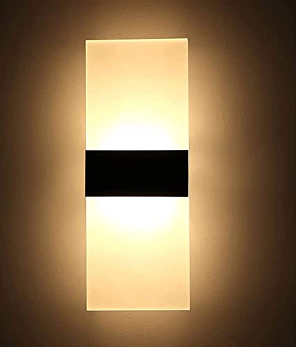 Groeien 15 Watts Rectangular Acrylic LED Wall Lamp - Warm White - Image 1