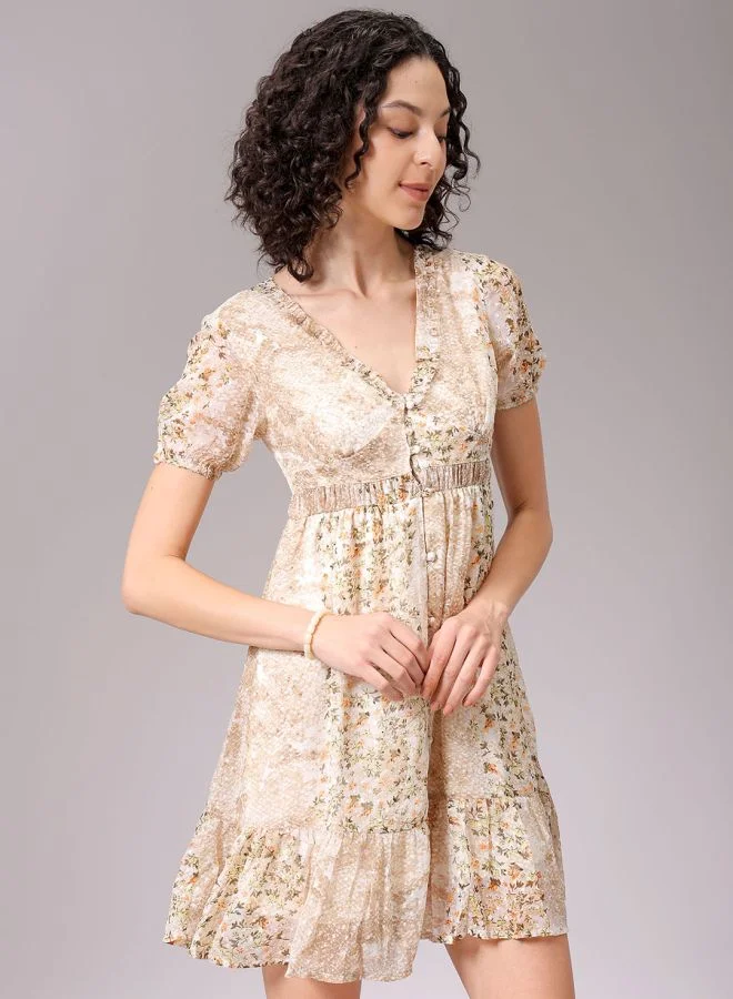 مرفوعة Women Fit and Flared Casual Ditsy Print Ruffle Dress