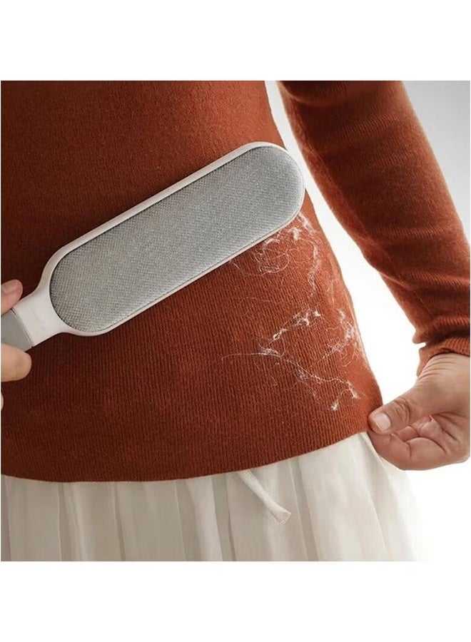 رات سو ​ فرشاة إزالة الوبر قابلة لإعادة الاستخدام - مكنسة مزدوجة الوجه لإزالة شعر الحيوانات - فرشاة لاصقة كهروستاتيكية يدوية لإزالة الوبر والغبار - أداة تنظيف للسجاد والأثاث من شعر القطط والكلاب - للاستخدام على الملابس، الأرائك، المفروشات، المفارش، السجاد - Image 1