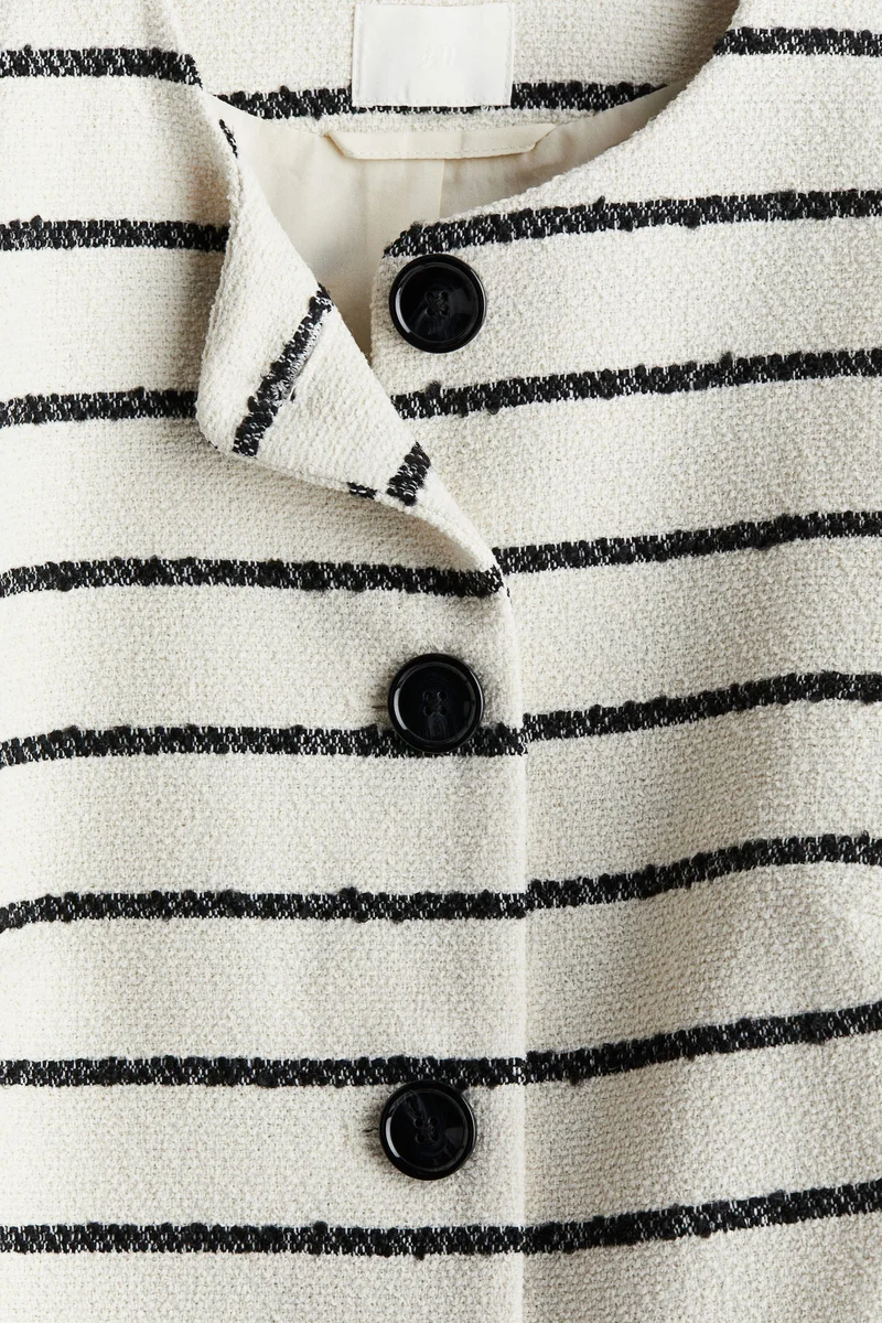 اتش اند ام جاكيت بتصميم قصير