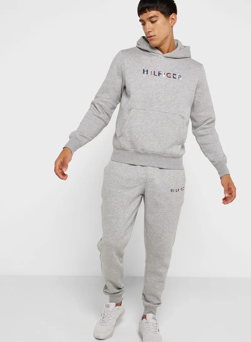 TOMMY HILFIGER Logo Hoodie