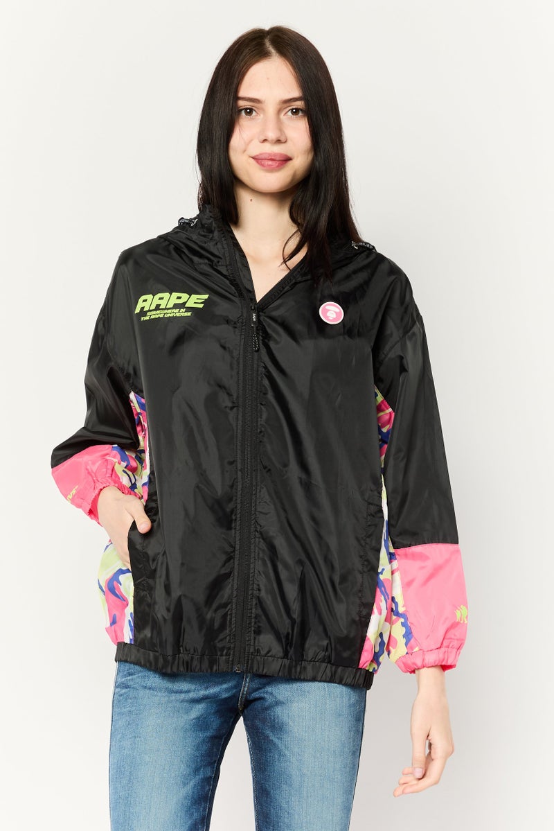 Aape By A Bathing Ape معطف مطري للنساء بشعار العلامة التجارية، أسود - Image 1