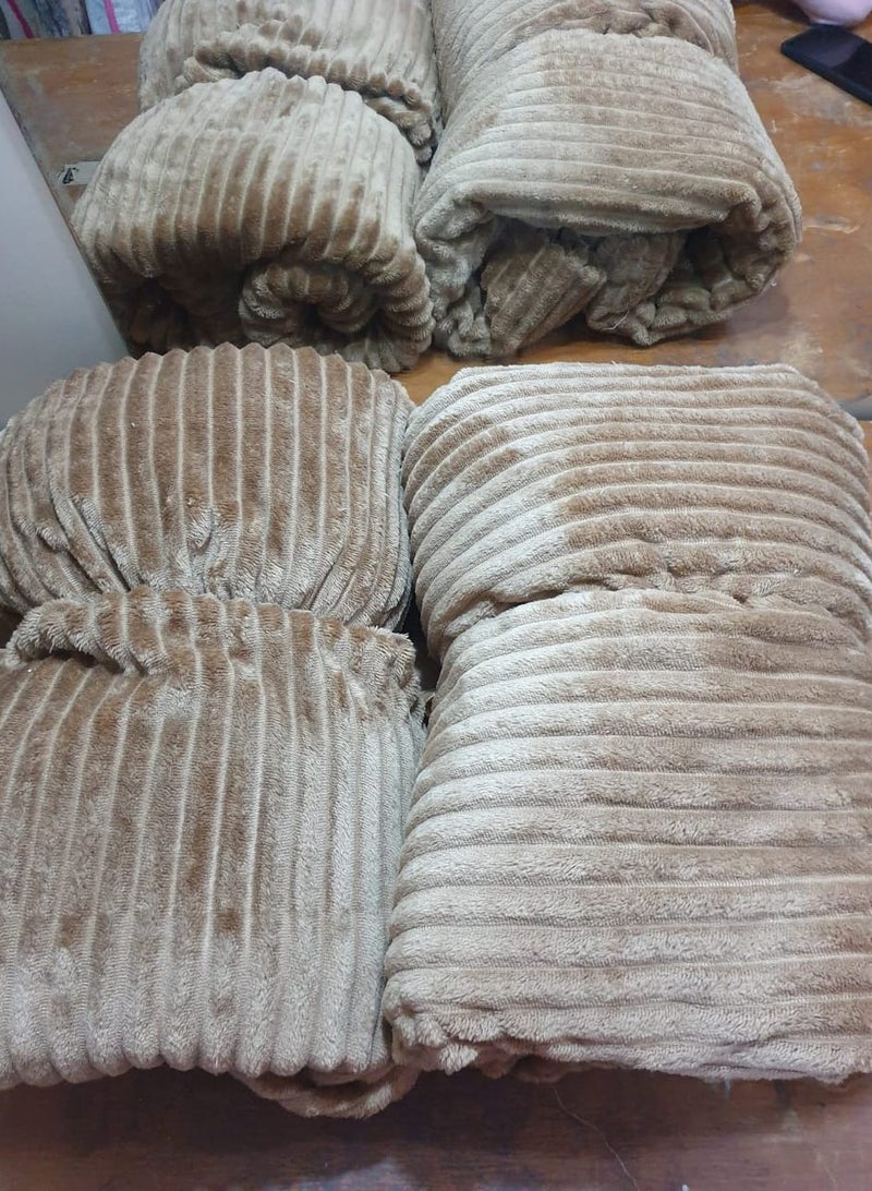 بطانية تدفئة سرير كبير مقاس 220*240سم  - Image 2