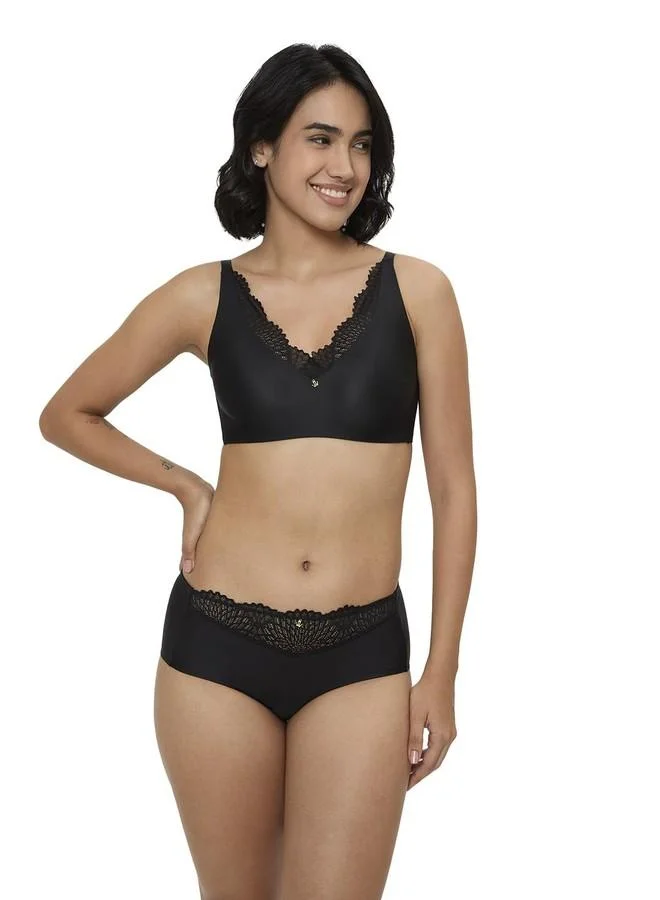 ترايامف Triumph Lacy Sensation Non Wired Non Padded Bra for Women | All Day Comfort | Pack of 1 Black