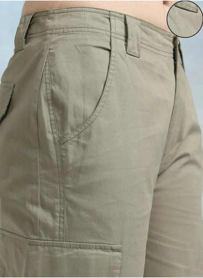 طوكيو توكيز Solid Mid Rise Straight Leg Trousers with Side Pockets by Styli