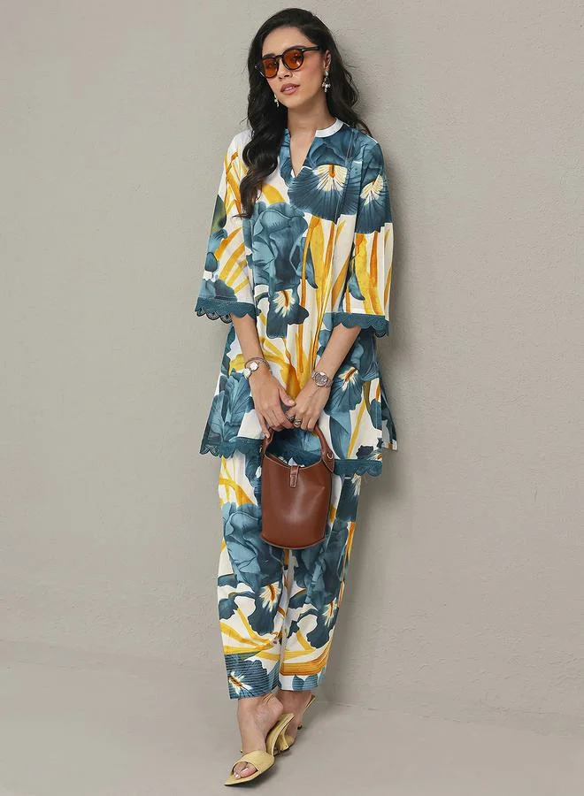 لباس White Printed Cotton Straight Kurta And Salwar Set