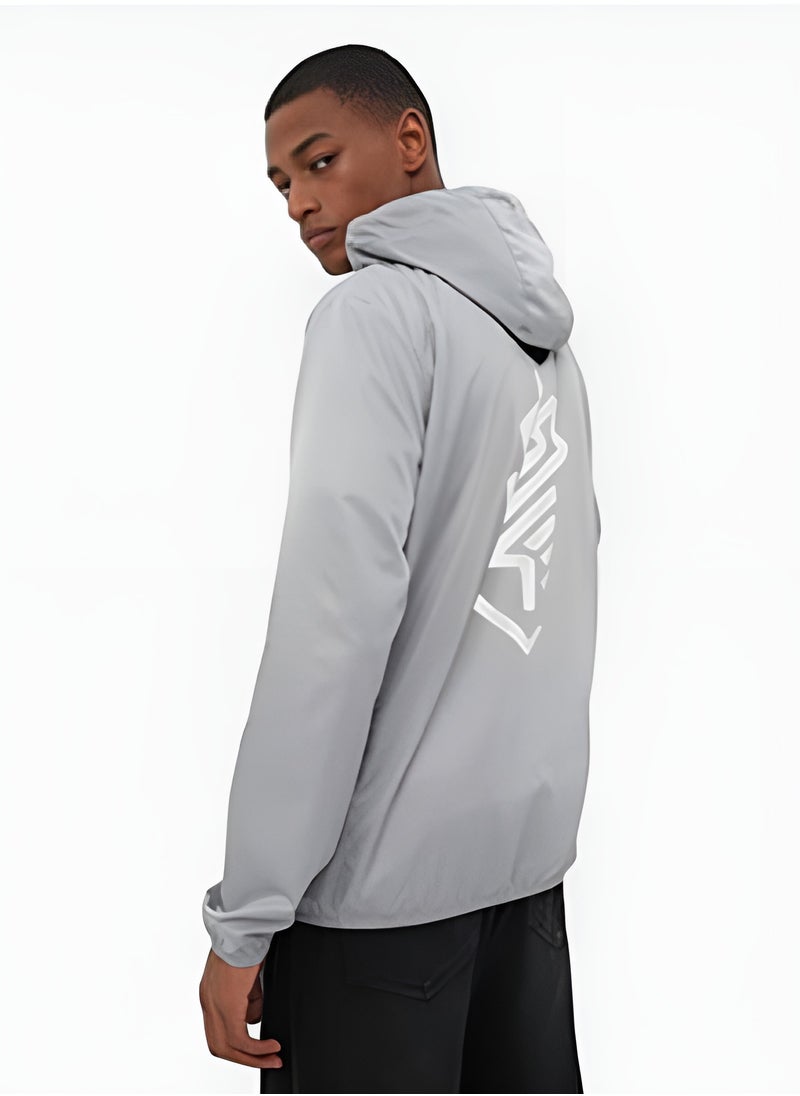 trendyol Grey Regular Fit Hooded Printed Thin Seasonal Windbreaker Jacket Coat TMNSS22MO0107  - Image 3