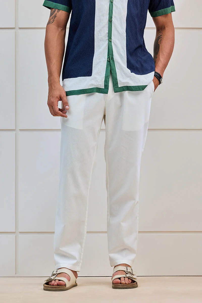 سنيتش White Solid Regular Fit Casual Trousers