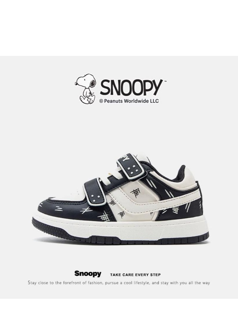 Snoopy Children's Waterproof Low Cut Sports And Leisure Shoes - Image 1