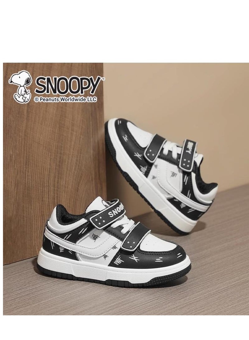 Snoopy Children's Waterproof Low Cut Sports And Leisure Shoes - Image 2