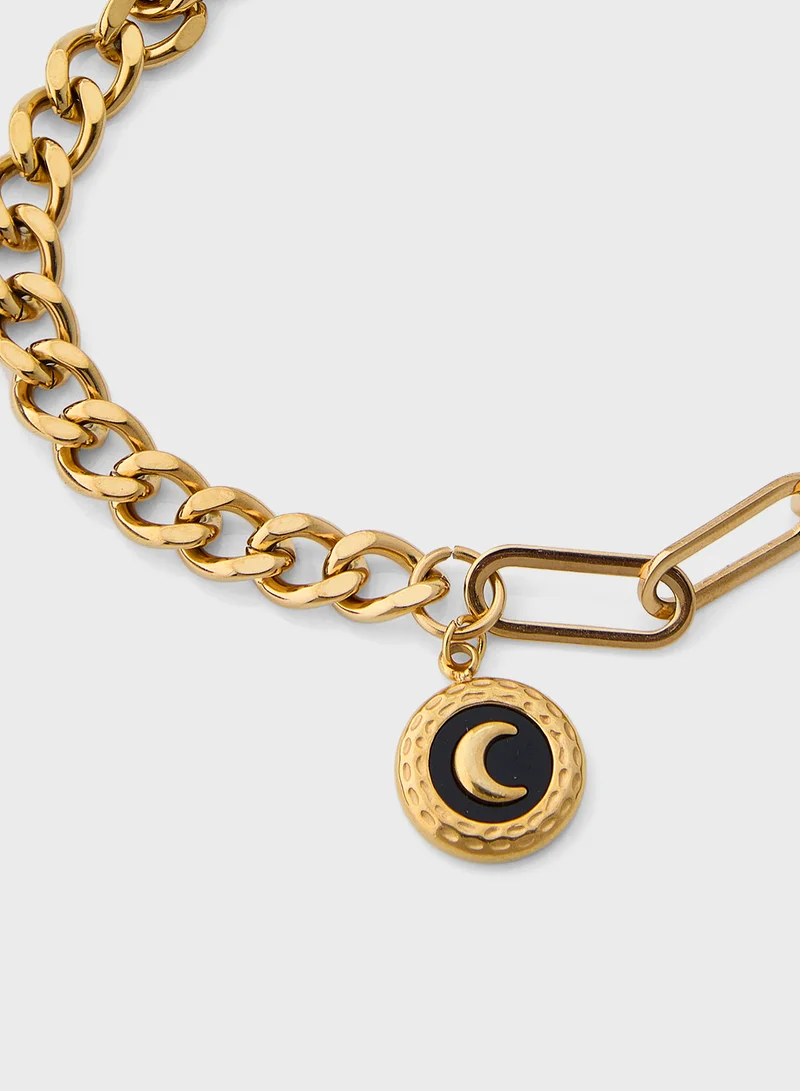 ستورتز Cresent Moon Bracelet