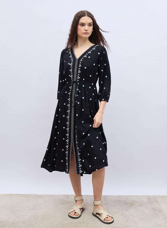 Styli Embroidered Midi Dress  - Image 2