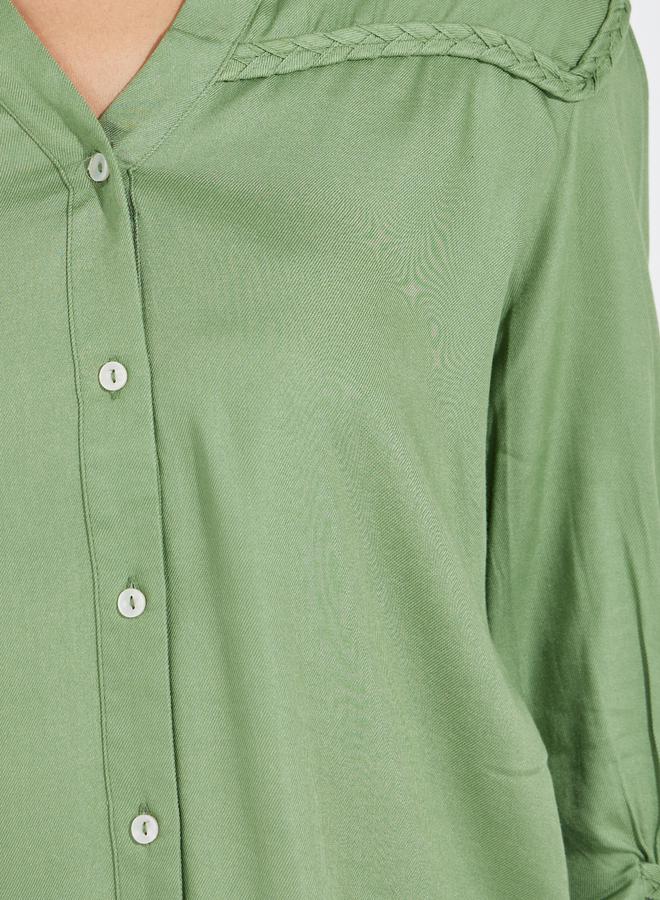 ستايلي بلوزة بقطن تويل وقصة مريحة مع تفاصيل مضفرة - Image 3