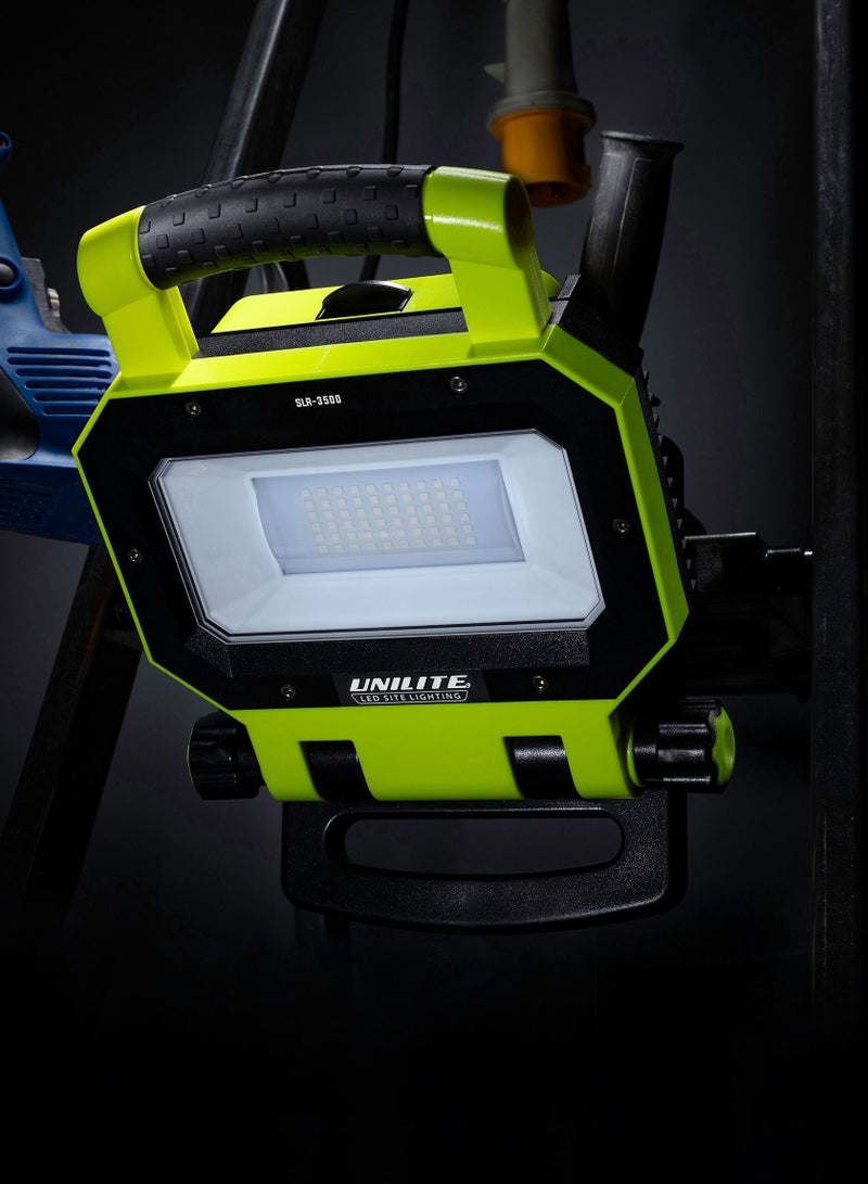 Unilite Slr 3500 Lumen Rechargeable Site Light - Image 5