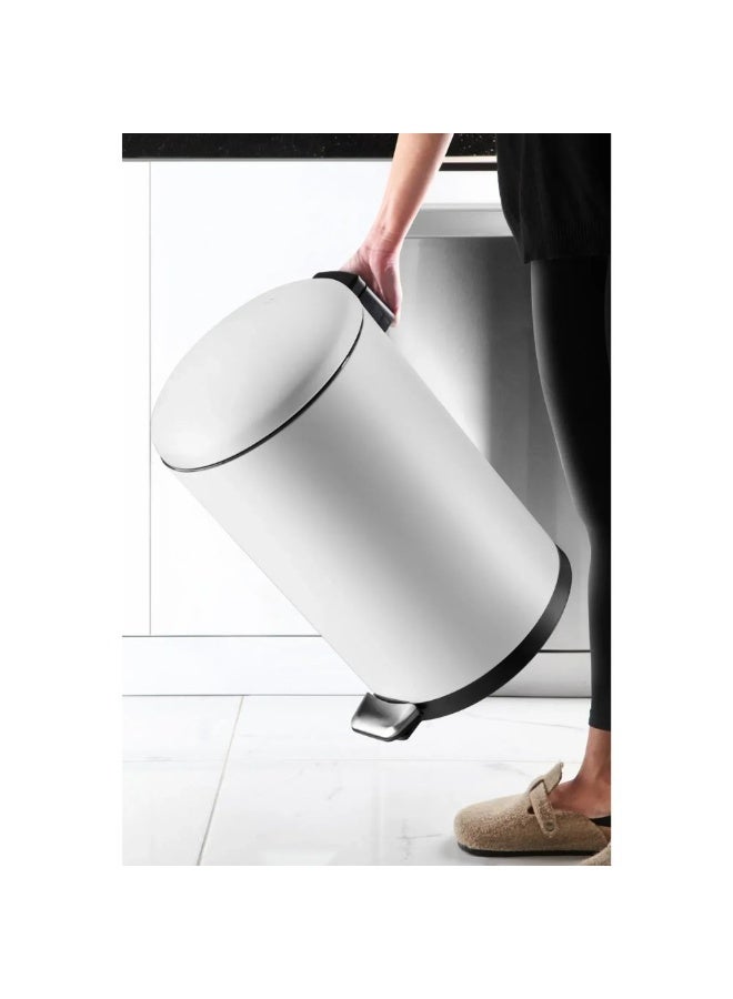 Primanova Stainless steel pedal waste bin with dome soft close lid & removable inner bucket anti slip odor control  31.5×41.6×56 cm  30 liter white - Image 4