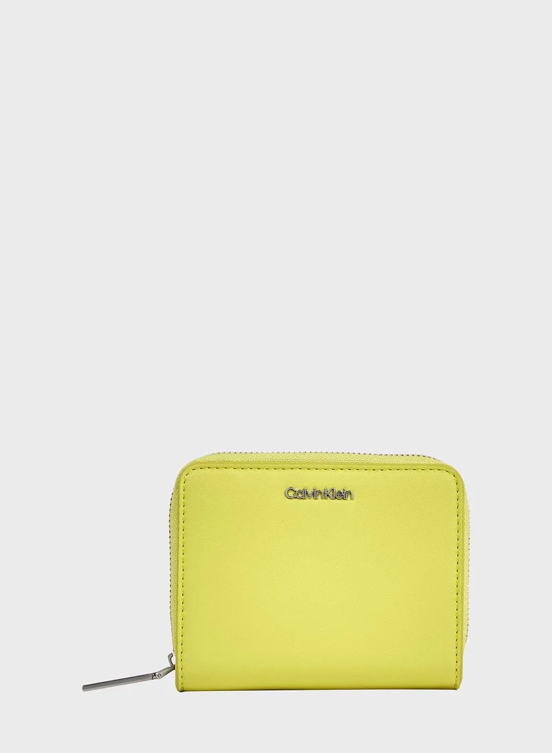 CALVIN KLEIN Zip Around Medium Wallet