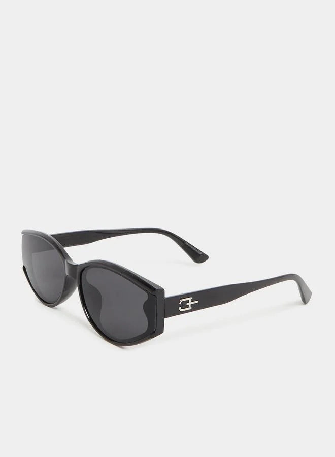 Styli Solid Cat Eye Sunglasses