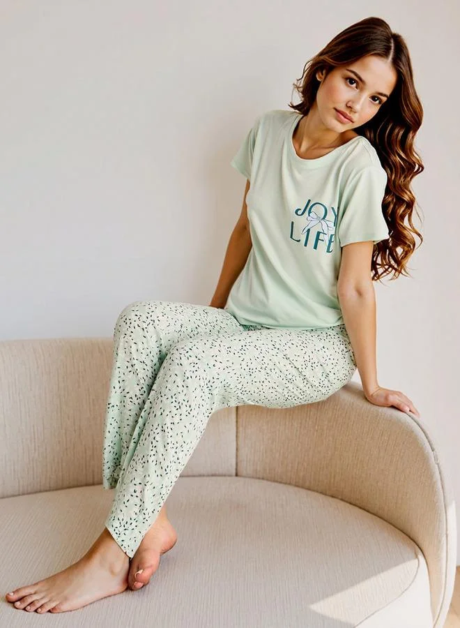 سبلاش فيڤ Graphic Print T-shirt and Pyjama Set