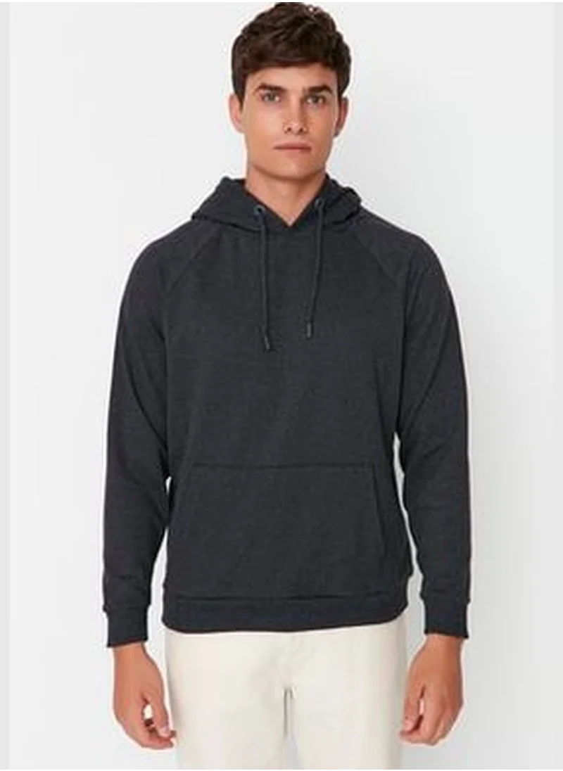 trendyol Black Men's Basic Regular/Regular fit with a hoodie. Raglan Fleece Polarized Sweatshirt TMNAW23SW00194.